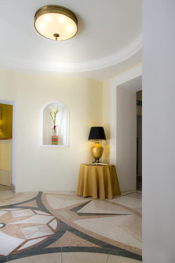 Logge Del Perugino; Sure Hotel Collection By Best Western Città della Pieve Dış mekan fotoğraf