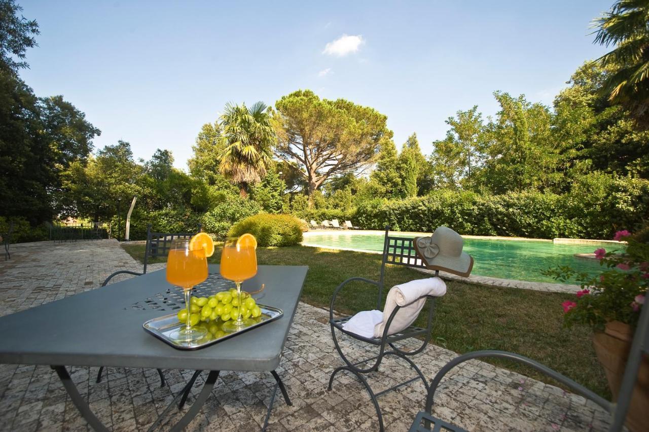 Logge Del Perugino; Sure Hotel Collection By Best Western Città della Pieve Dış mekan fotoğraf